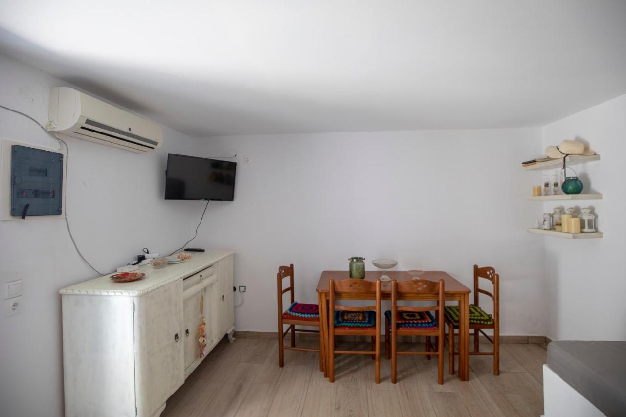 Thea Menetes Apartman Menetész Kültér fotó